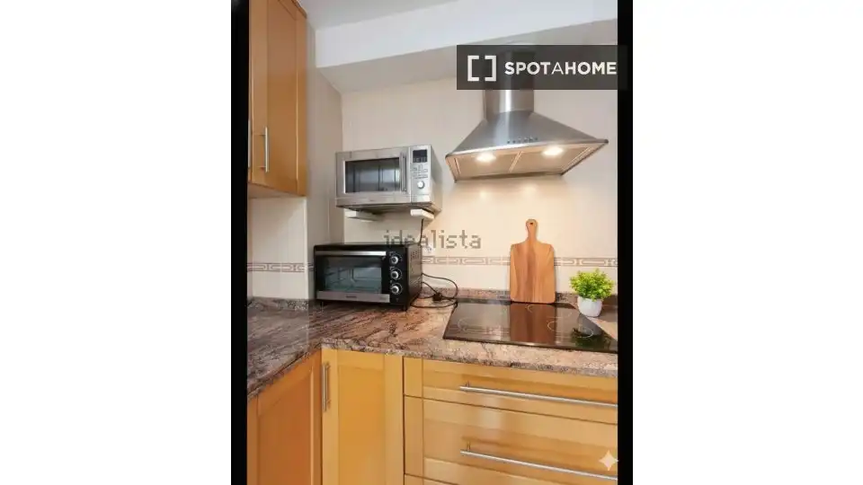 Habitación 77 m², Alicante