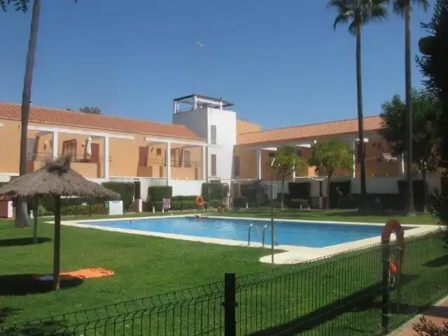 Casa de 70 m² en Lepe