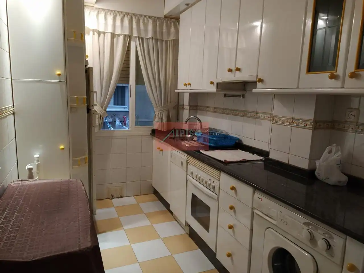Pis de 75 m² a Ourense