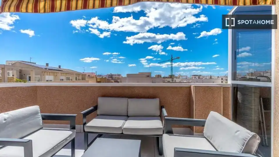Habitación 75 m², Torrevieja