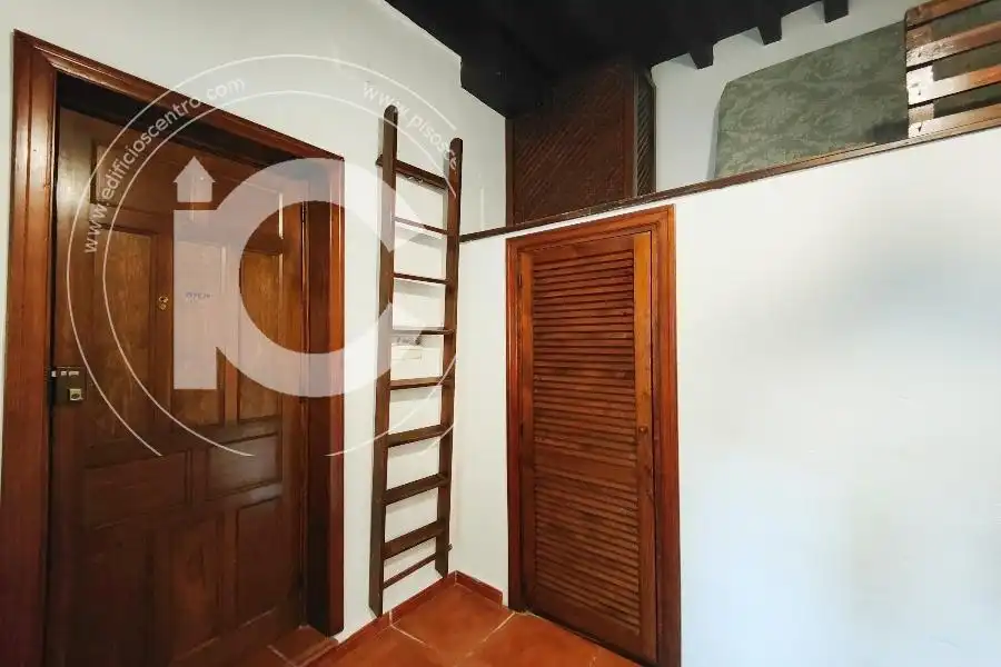 Apartamento 18 m² em Granada