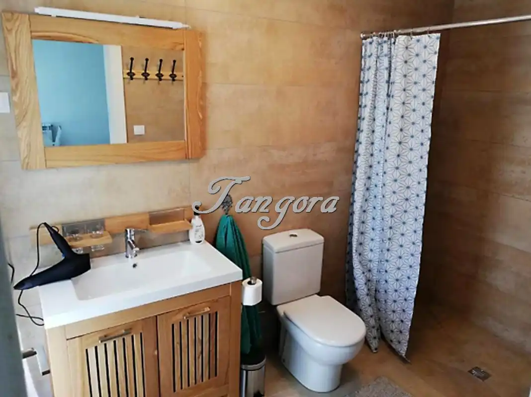 Piso de 300 m² en Mendata