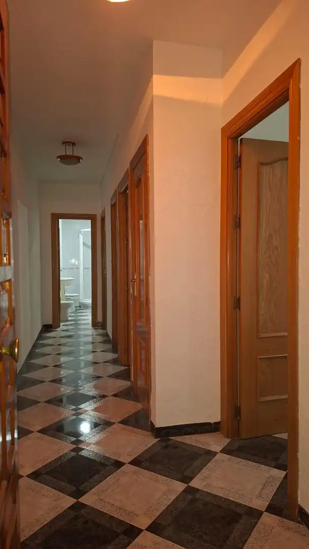 Piso de 81 m² en Granada