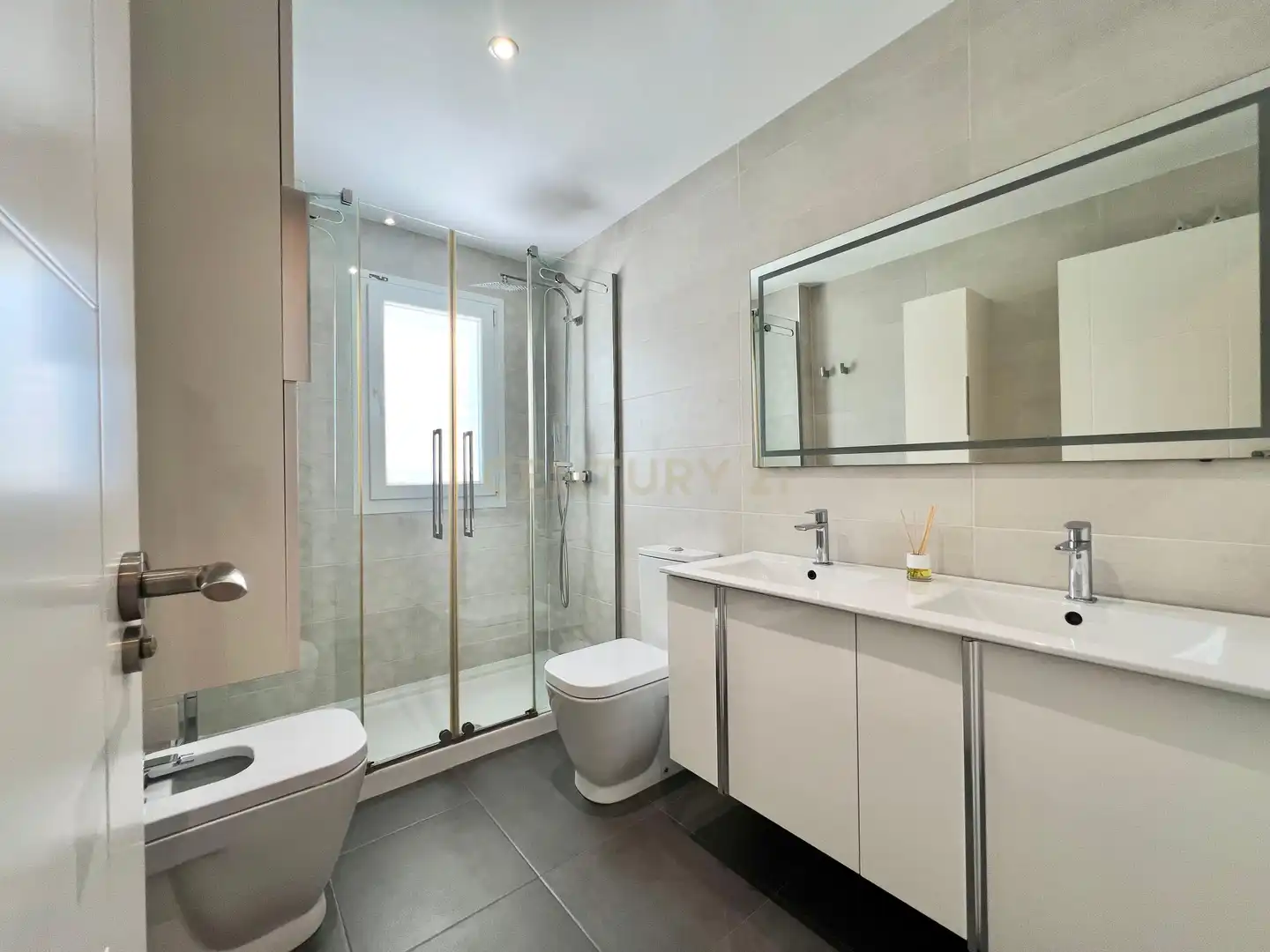 Casa de 250 m² a Ogíjares