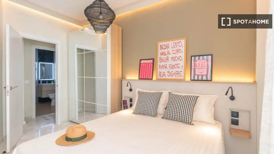 Habitación 81 m², Málaga