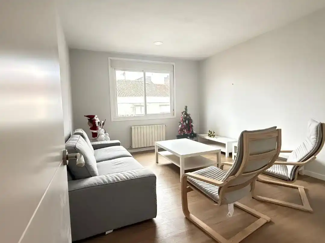 Habitación 110 m², Ourense