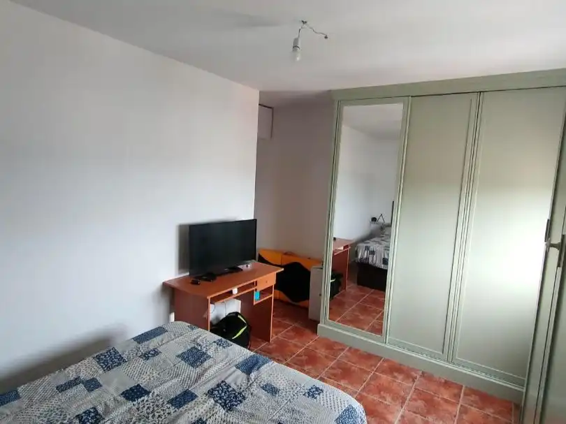 Piso de 81 m² en Oleiros