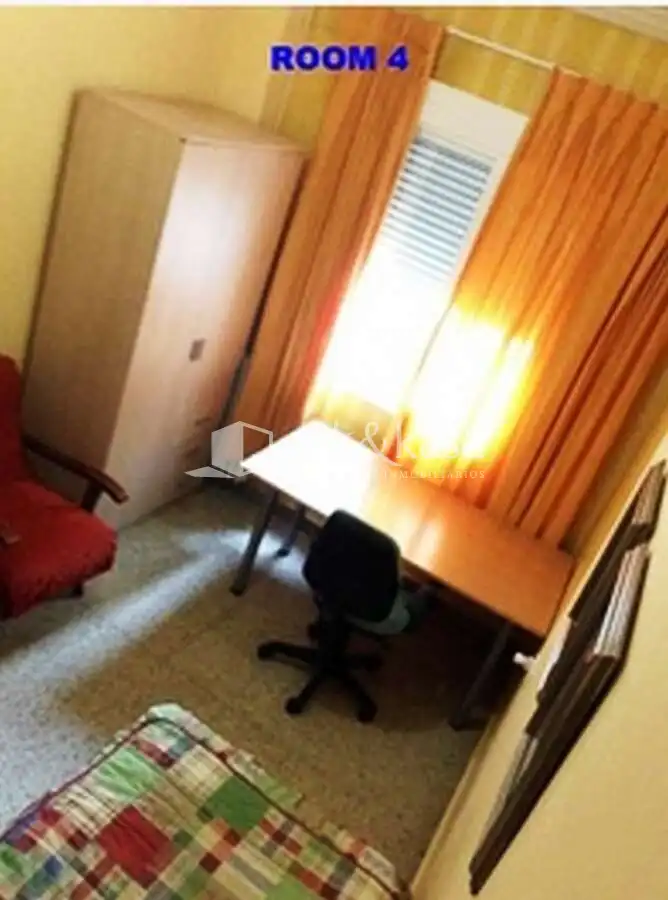 Habitación 16 m², Ourense
