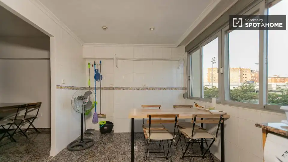 Habitación 80 m², Valencia