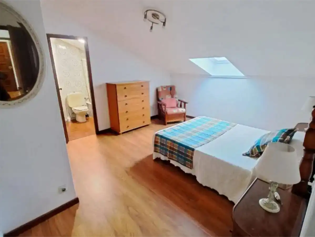 Piso de 87 m² en Pontevedra