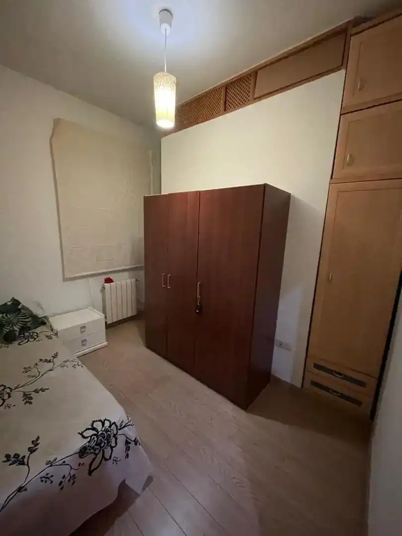 Habitación 75 m², Granada
