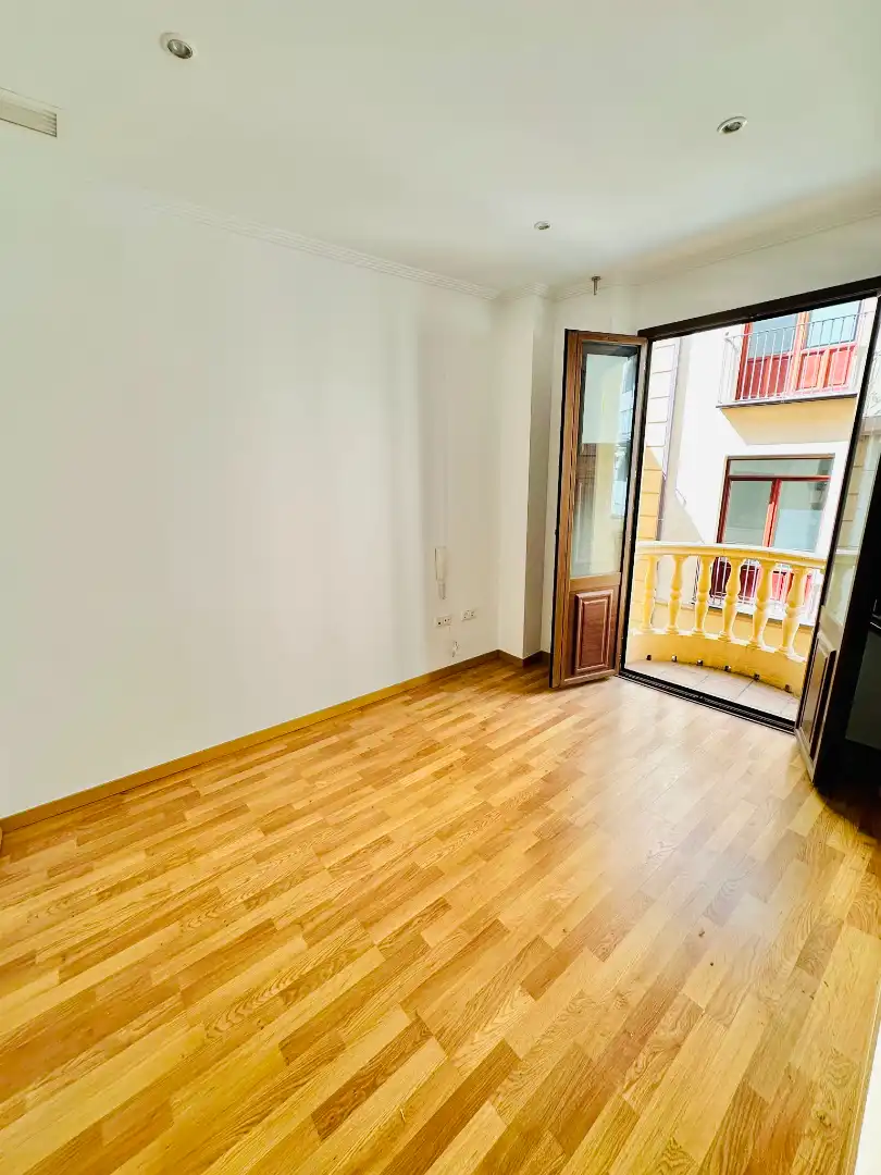 Piso de 80 m² en Granada