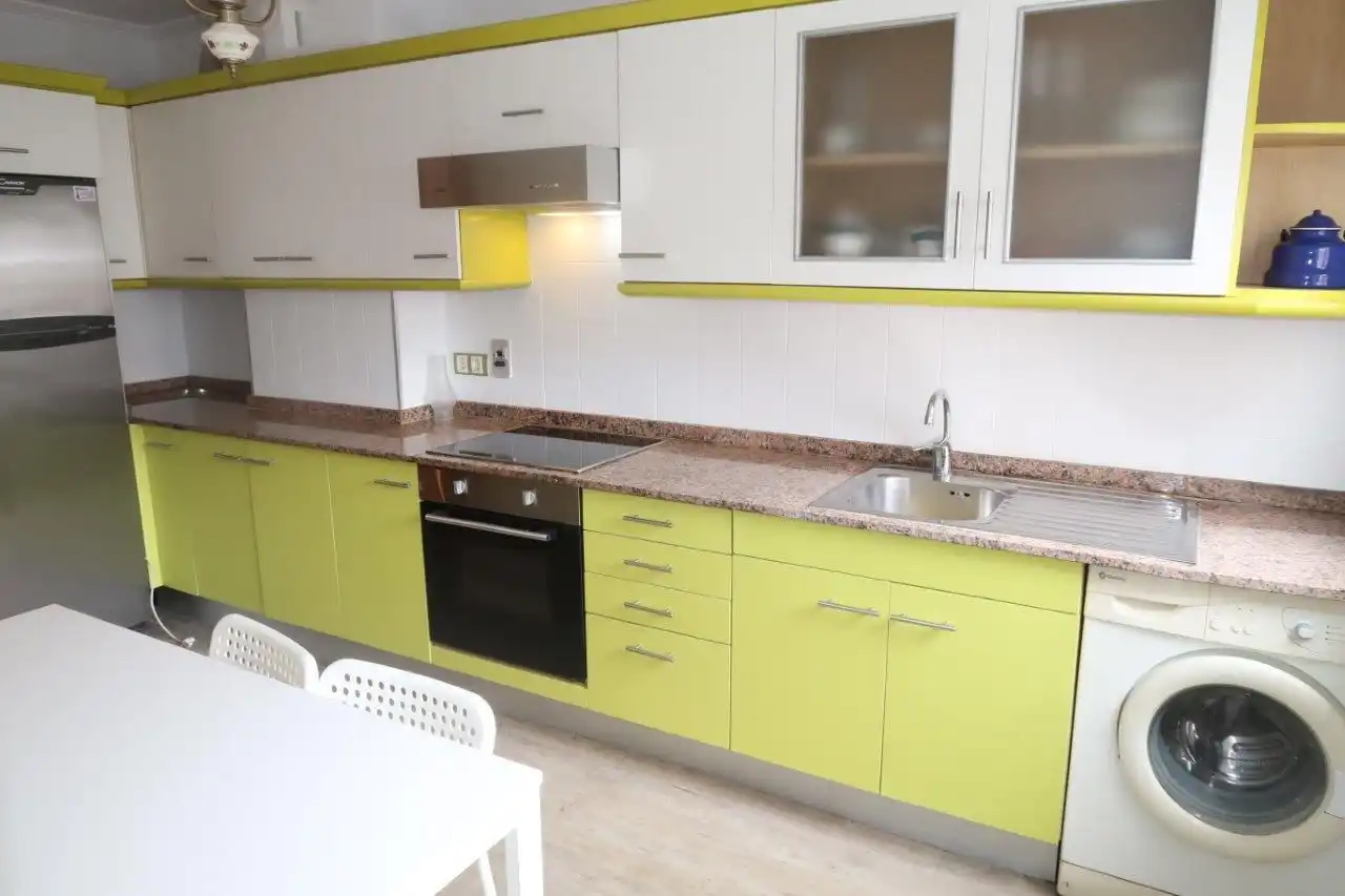 Flat 96 m² in A Coruña