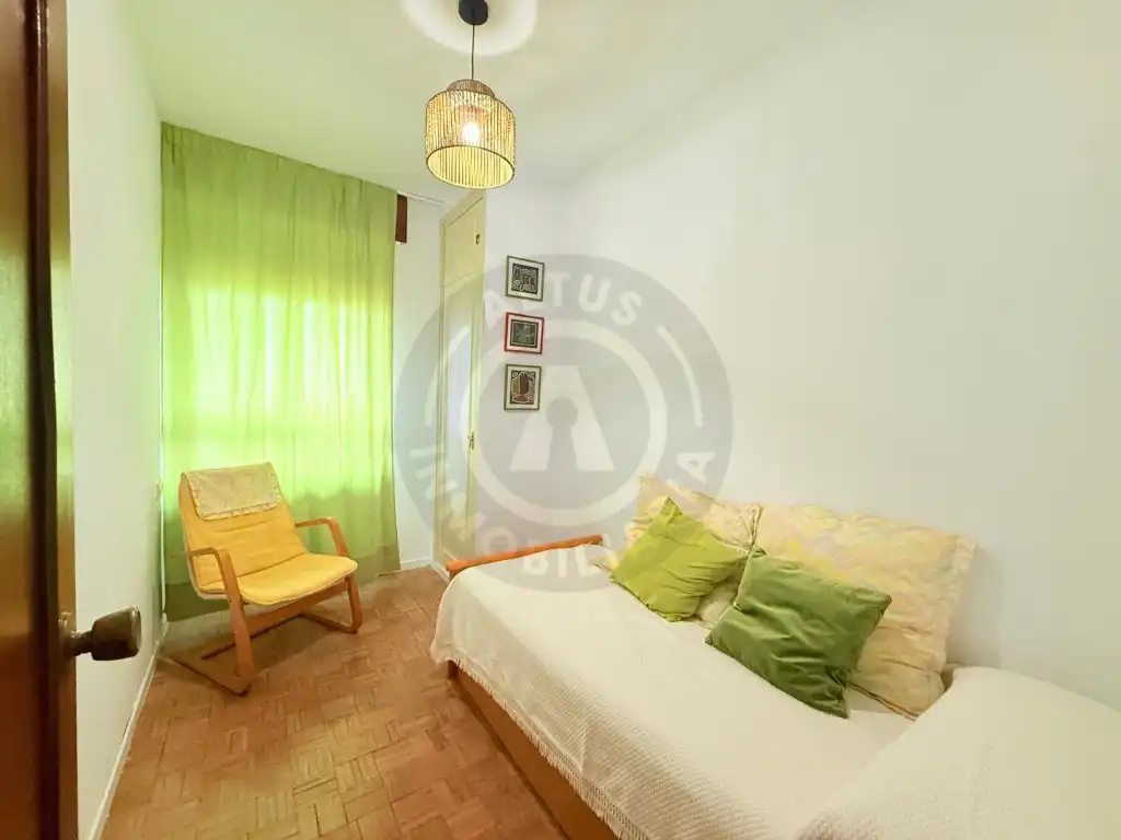 Piso de 140 m² en Cáceres
