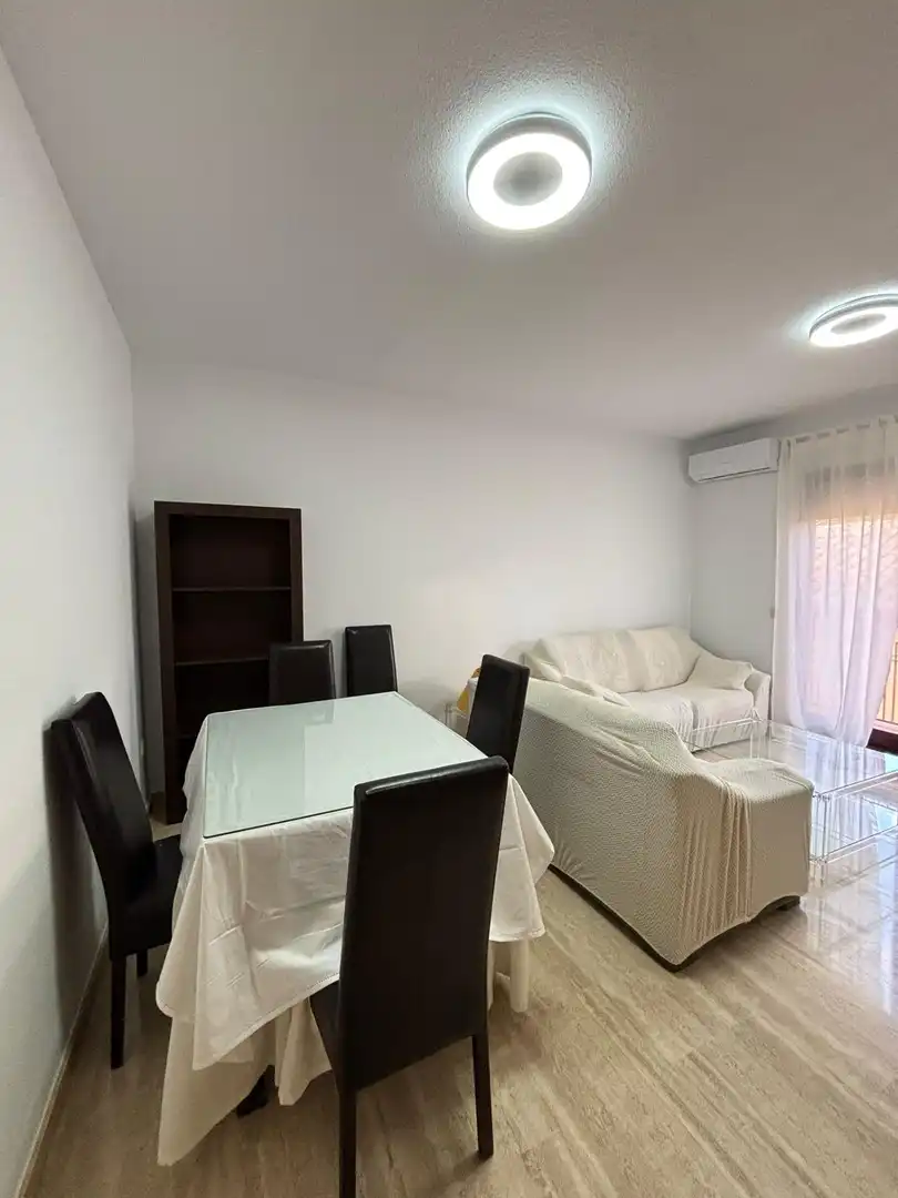 Piso de 83 m² en Valdepeñas