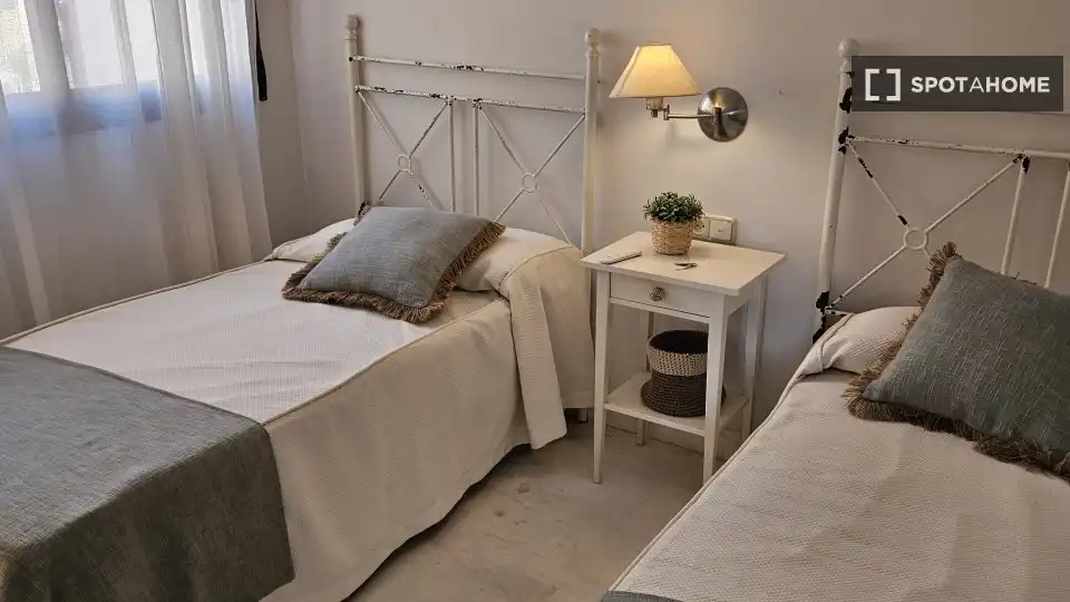 Habitación 138 m², Motril