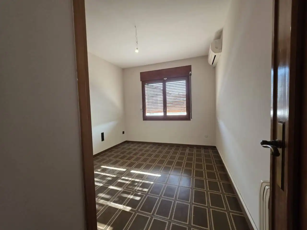 Moradia 618 m² em Cerdanyola del Vallès