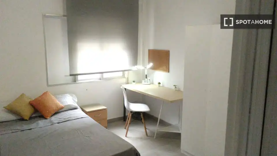 Habitación 80 m², Sevilla