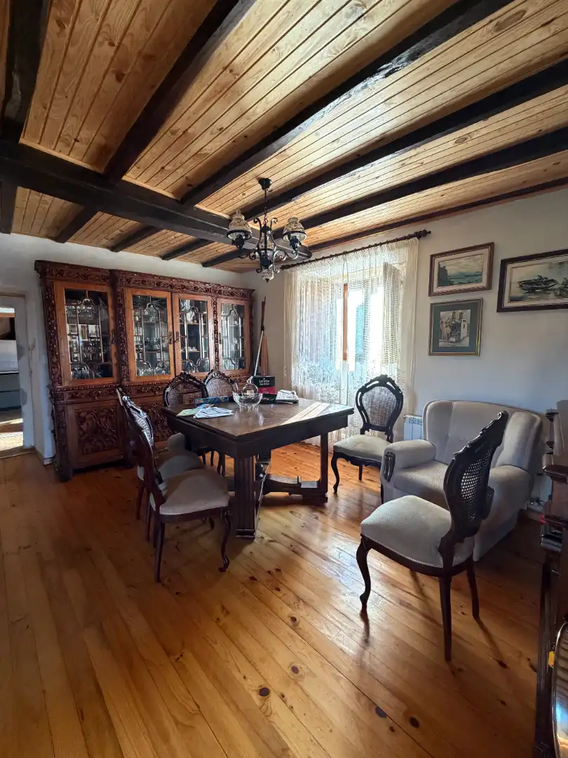 Piso de 585 m² en Baños de Molgas