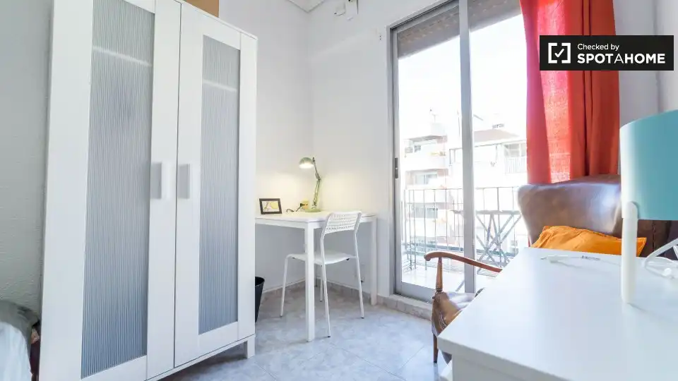 Habitación 100 m², Valencia