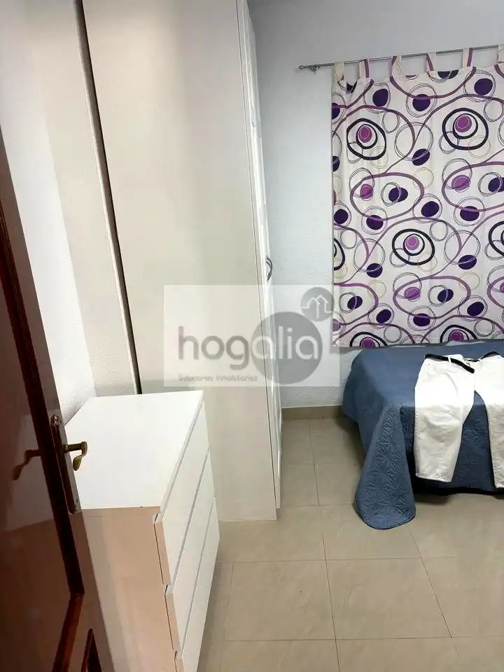 Habitación 65 m², Sevilla