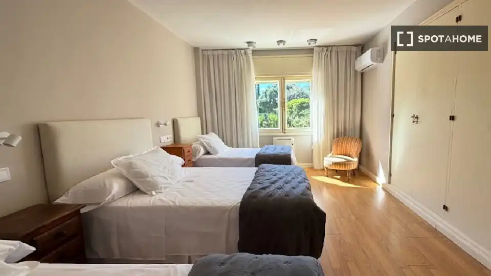 Pis de 680 m² a Valdemorillo