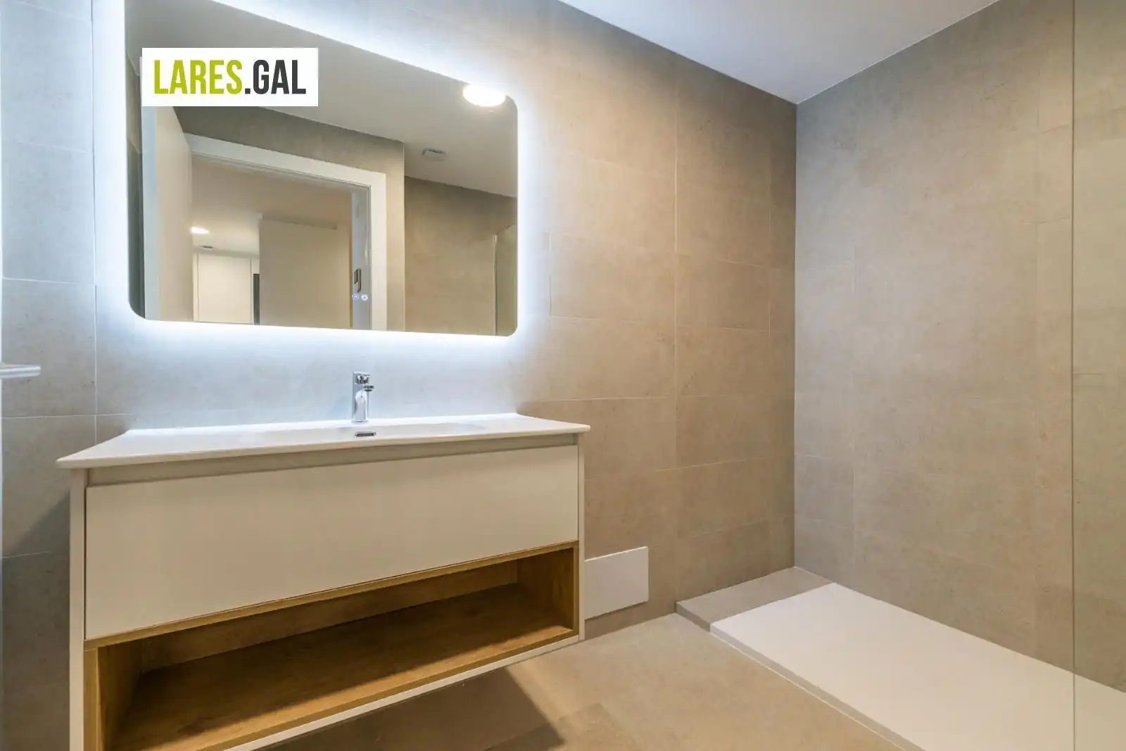 Piso de 75 m² en Vigo