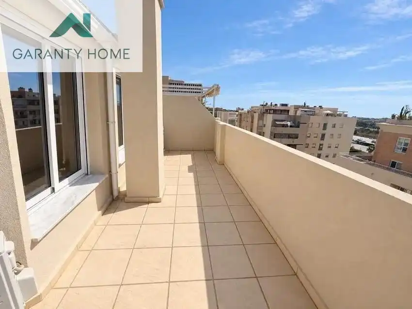 Piso de 160 m² en Málaga