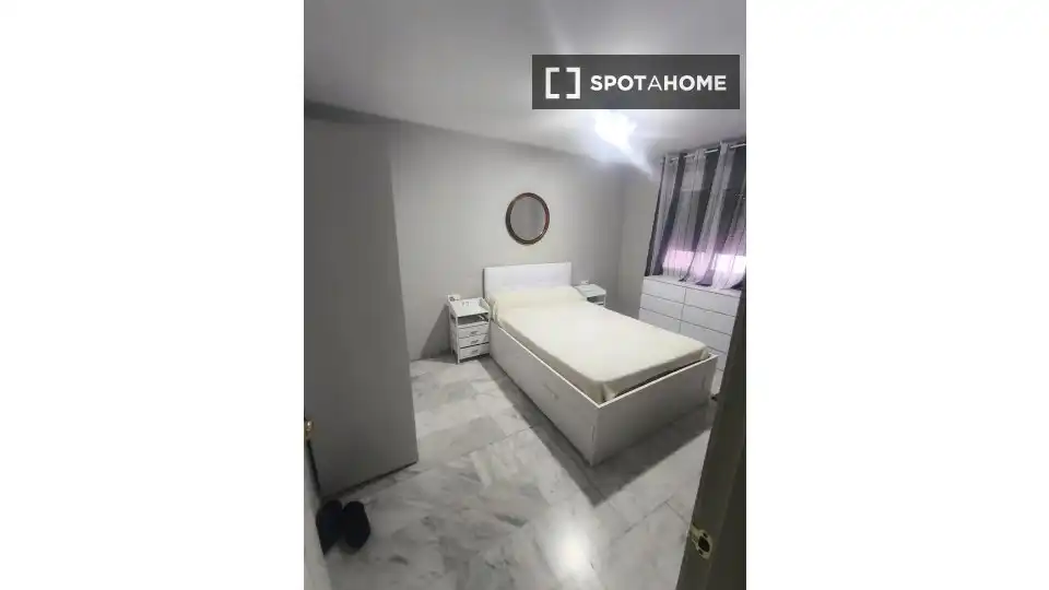 Habitación 81 m², Málaga