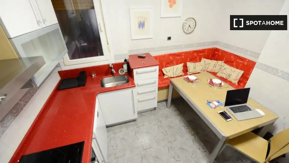 Habitación 104 m², Bilbao