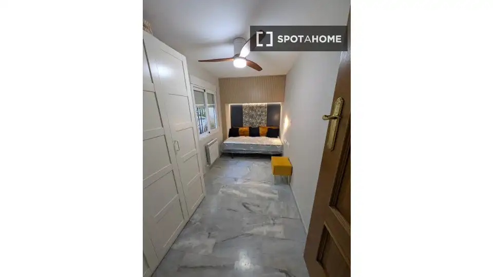 Habitación 83 m², Granada