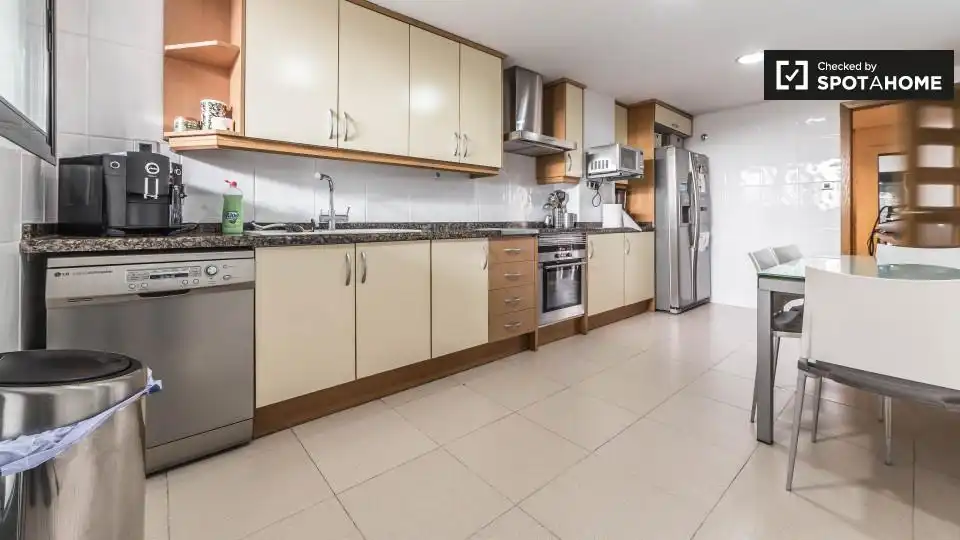 Habitación 183 m², Valencia