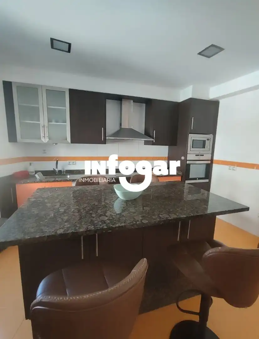 Piso de 268 m² en A Guarda