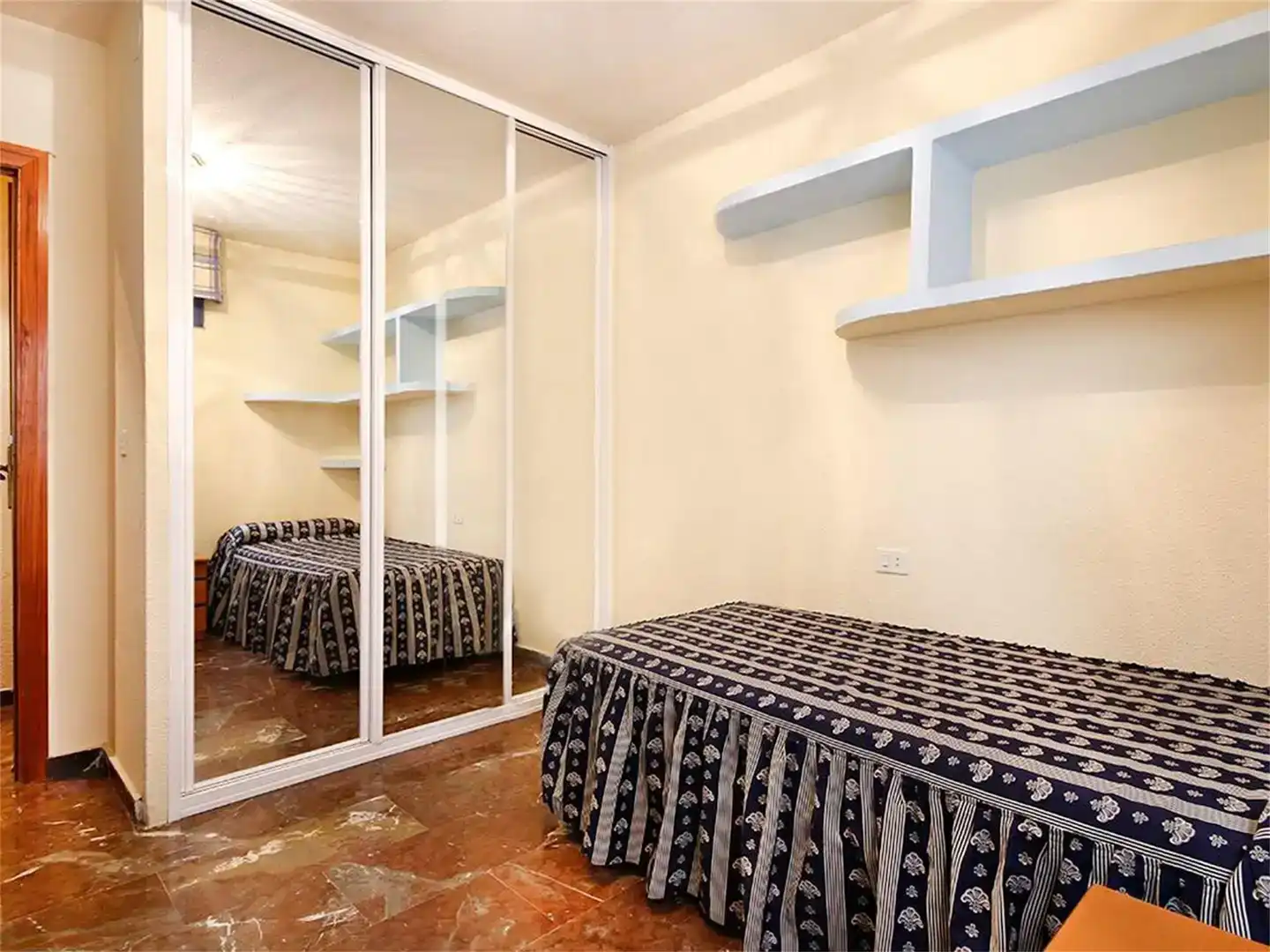 Habitación 110 m², Granada
