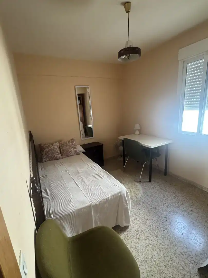 Habitación 80 m², Sevilla
