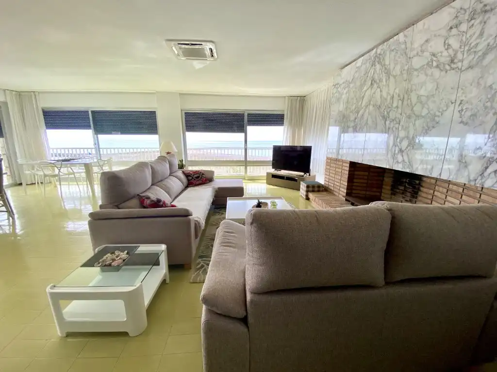 Piso de 636 m² en Benicasim