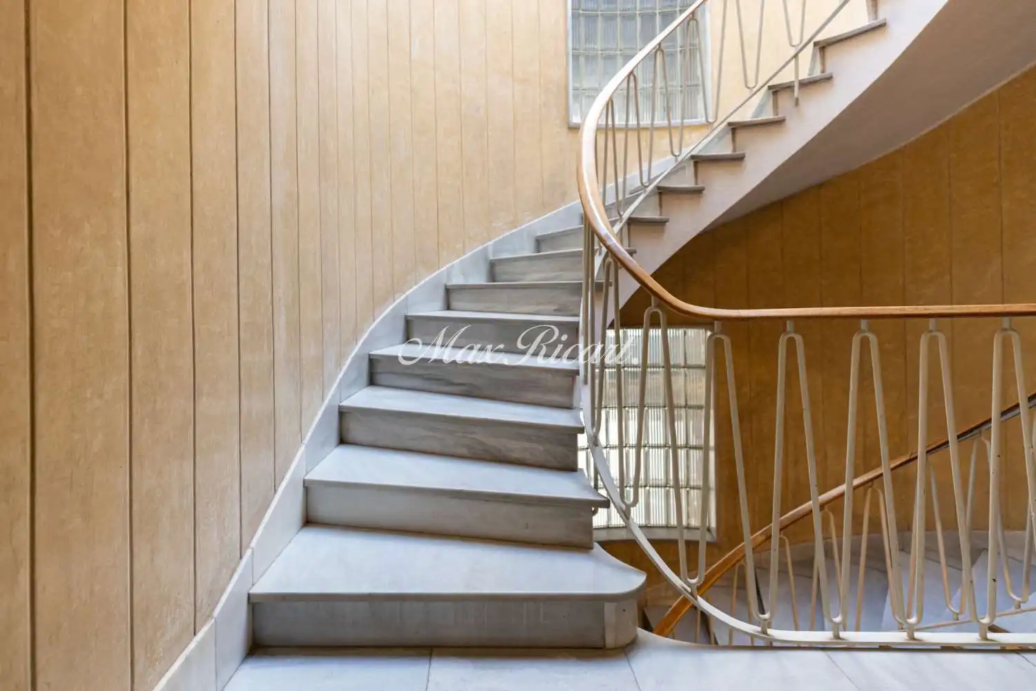 Wohnung 237 m² in Barcelona