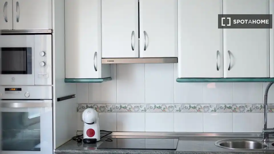 Habitación 81 m², Bilbao