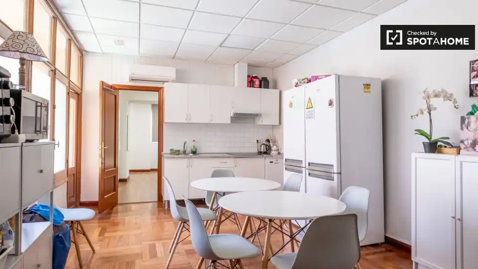 Quarto para alugar, Alcalá de Henares