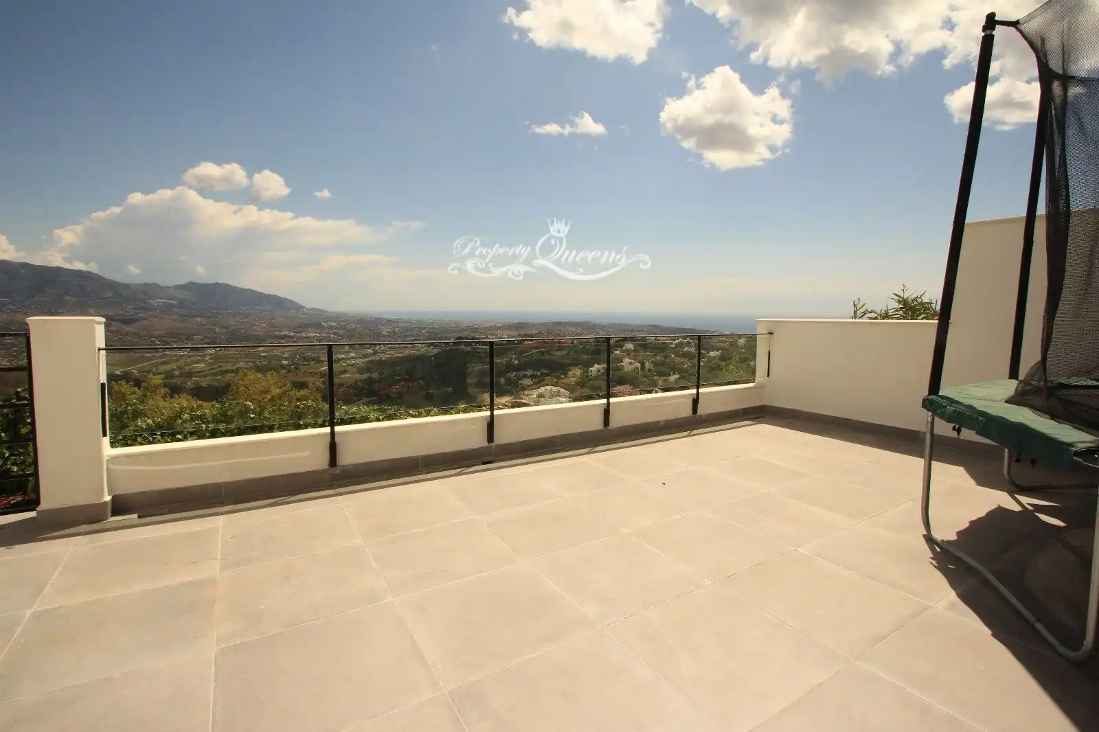 Casa de 240 m² a Población de Arroyo