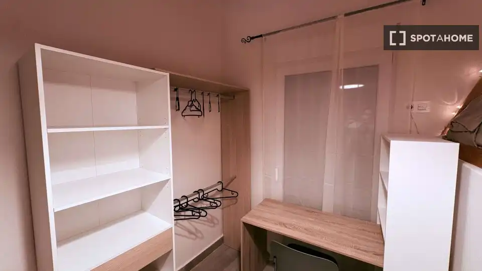 Habitación 104 m², San Juan de Alicante