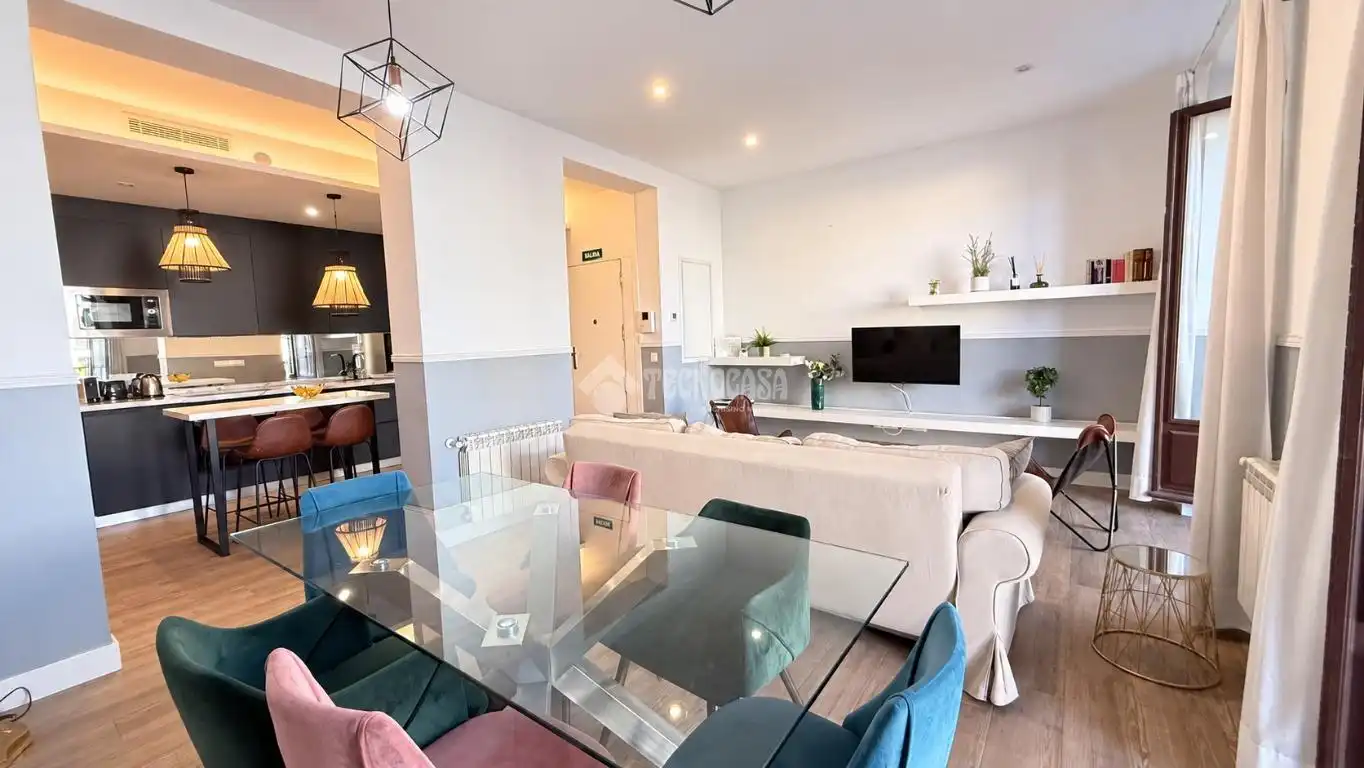 Flat 98 m² in Madrid