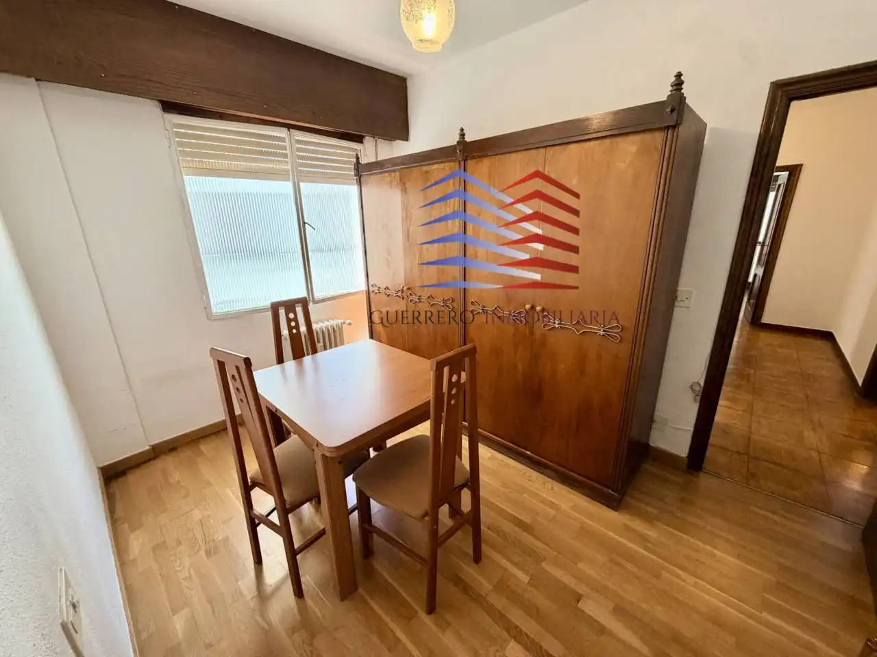 Piso de 130 m² en Ourense