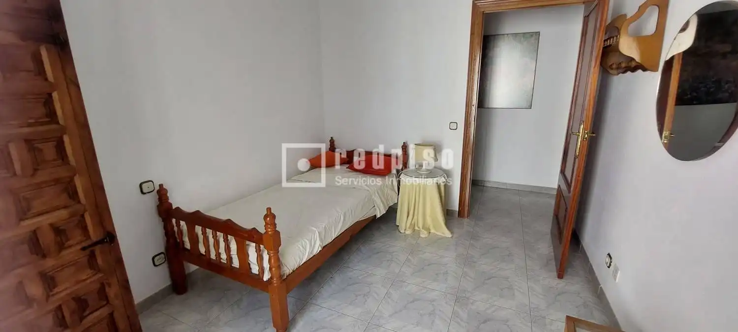 Casa de 202 m² en Cebolla