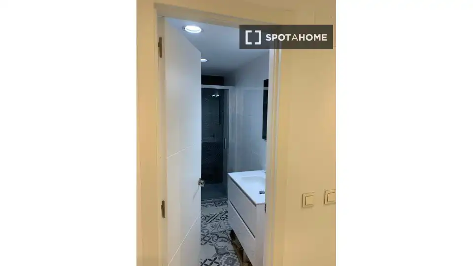 Habitación 86 m², Almería