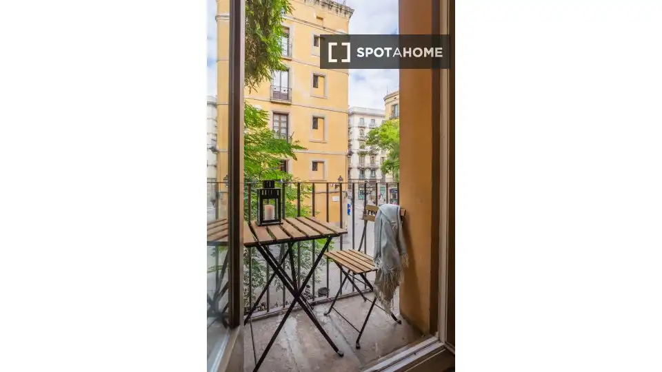 Habitación 350 m², Barcelona