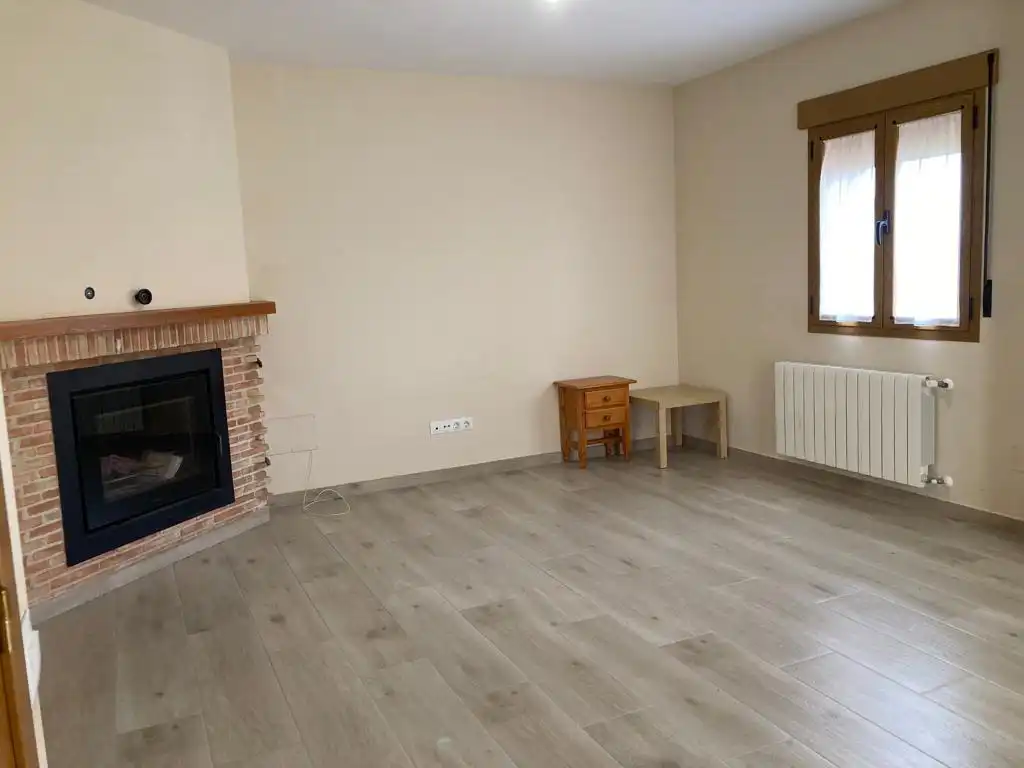 Casa de 270 m² a Prádena
