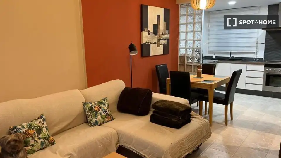 Habitación 106 m², Dénia