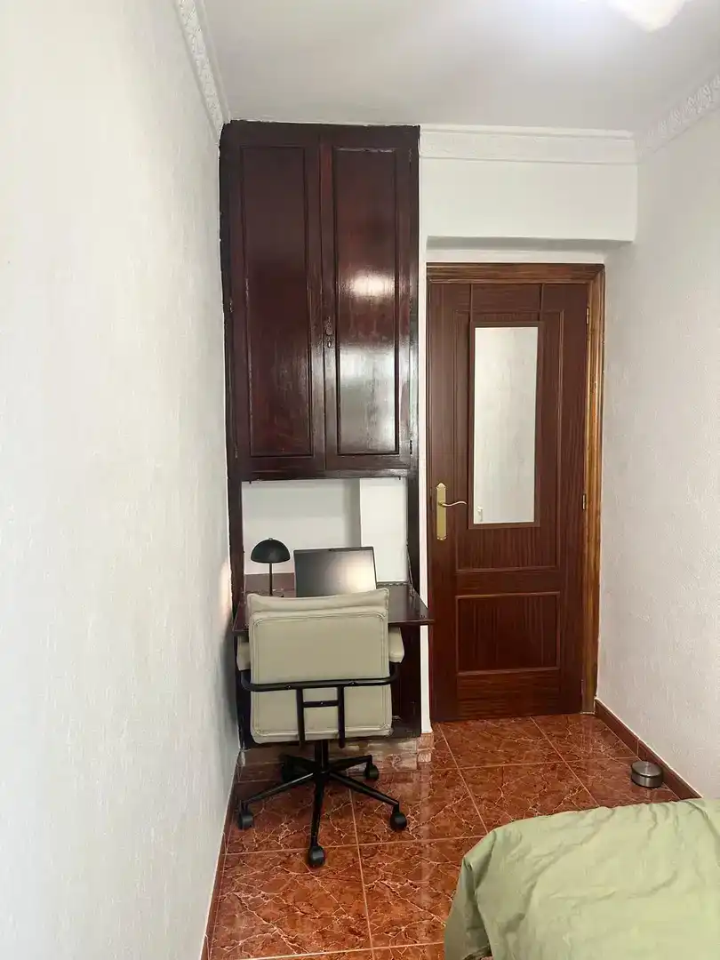 Habitación 70 m², Granada