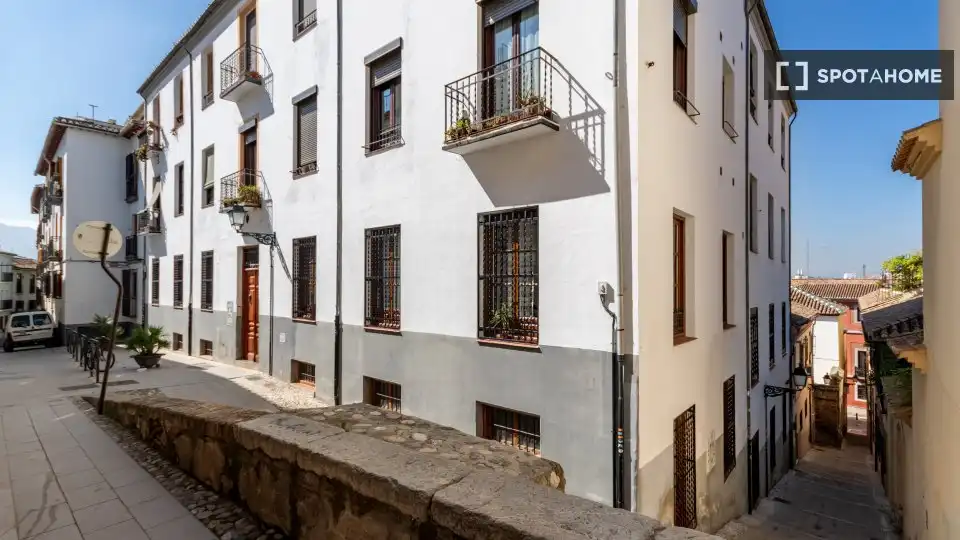 Habitación 104 m², Granada